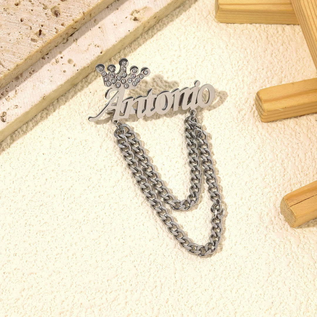 Broche personnalisée avec votre nom et couronne décorative, accessoires de costume