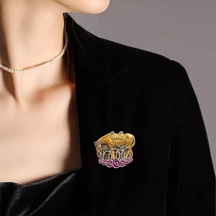 Broche coquelicot violet souvenir du cheval de guerre