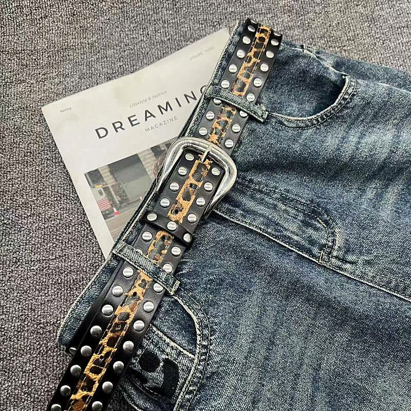 Ceinture en cuir à imprimé léopard et rivets pour femme