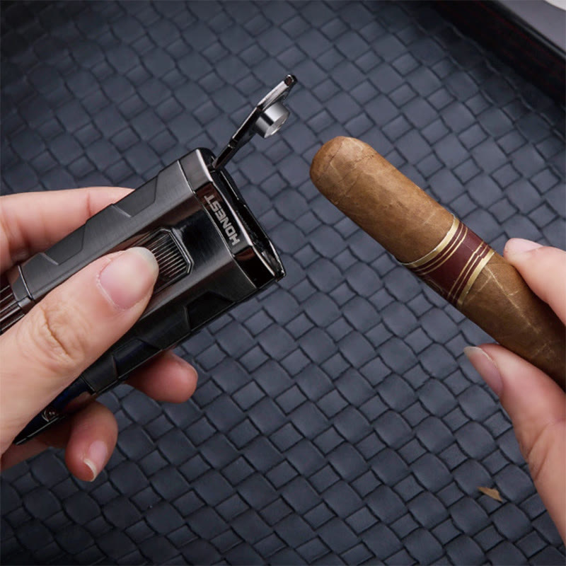 Briquet portable à triple brûleur avec coupe-cigare