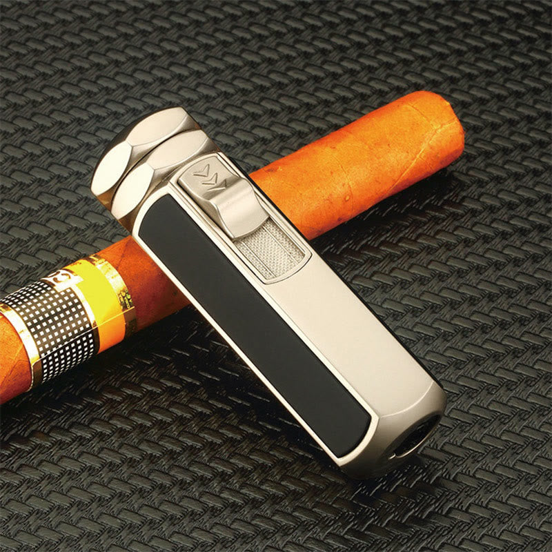 Briquet à quatre flammes rechargeable au butane, quatre brûleurs