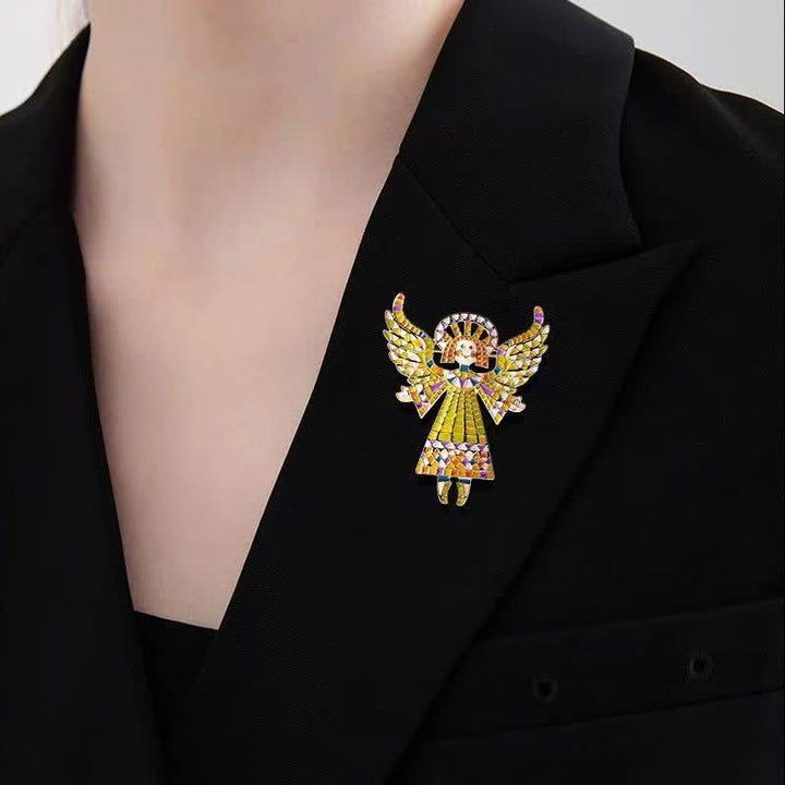 Jolie broche ange en émail coloré pour femme