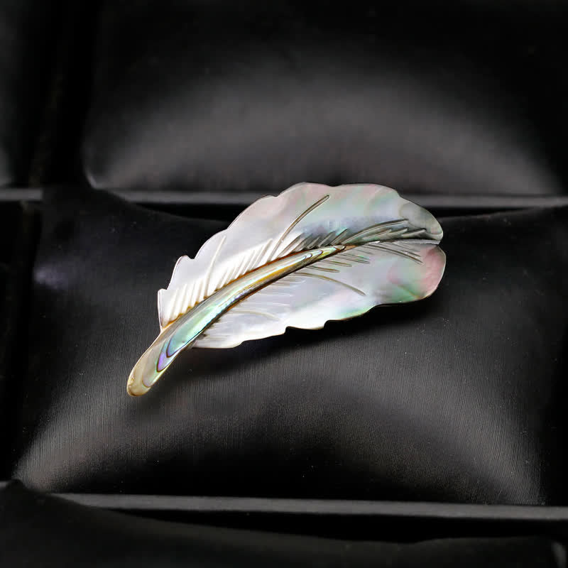 Broche unisexe en forme de plume en coquillage d'ormeau naturel
