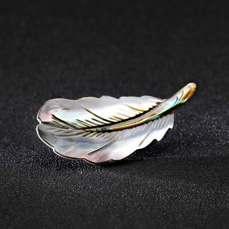Broche unisexe en forme de plume en coquillage d'ormeau naturel