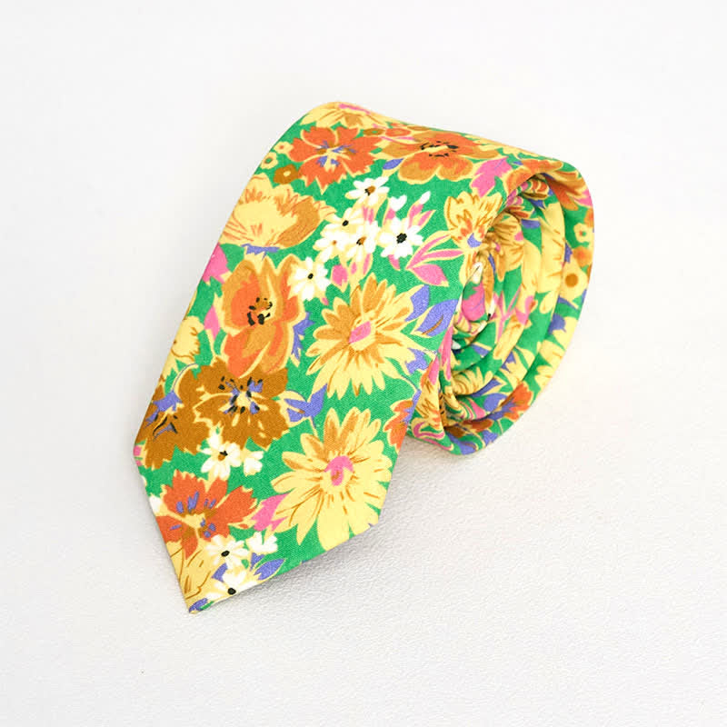 Cravate florale vintage pour homme