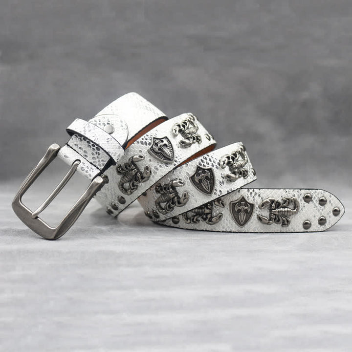 Ceinture en cuir noir à imprimé peau de serpent et rivets scorpion argentés antiques