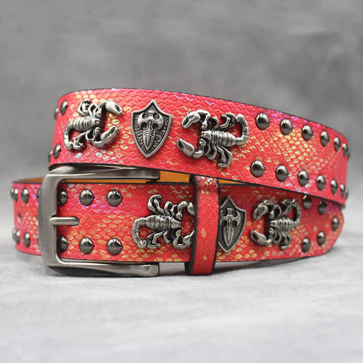 Ceinture en cuir noir à imprimé peau de serpent et rivets scorpion argentés antiques