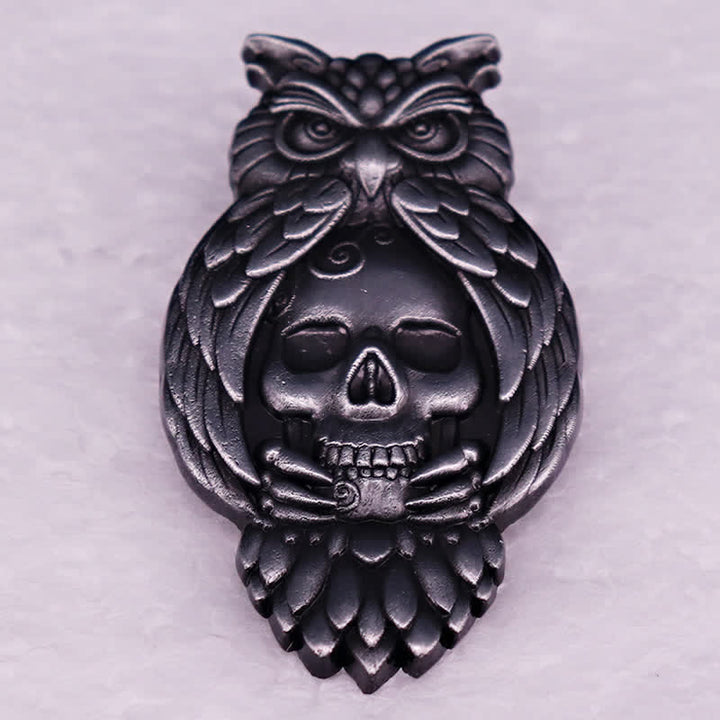 Broche squelette avec serres, yeux, crâne et hibou