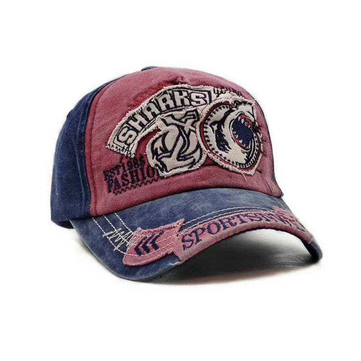Casquette de baseball délavée à bords effilochés et brodés de requins