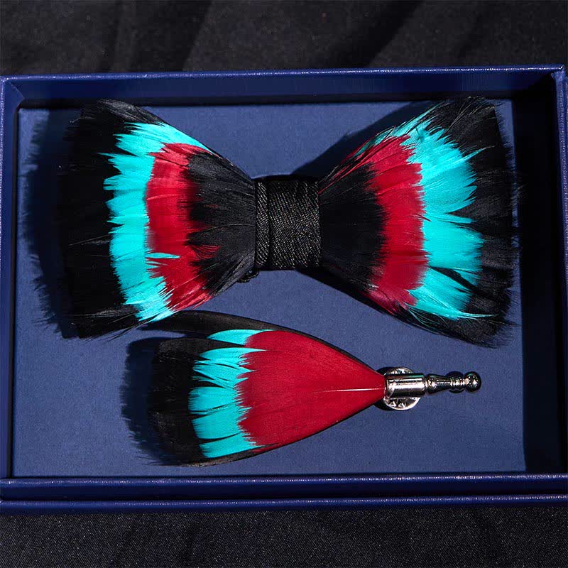 Nœud papillon turquoise à plumes et épingle à revers