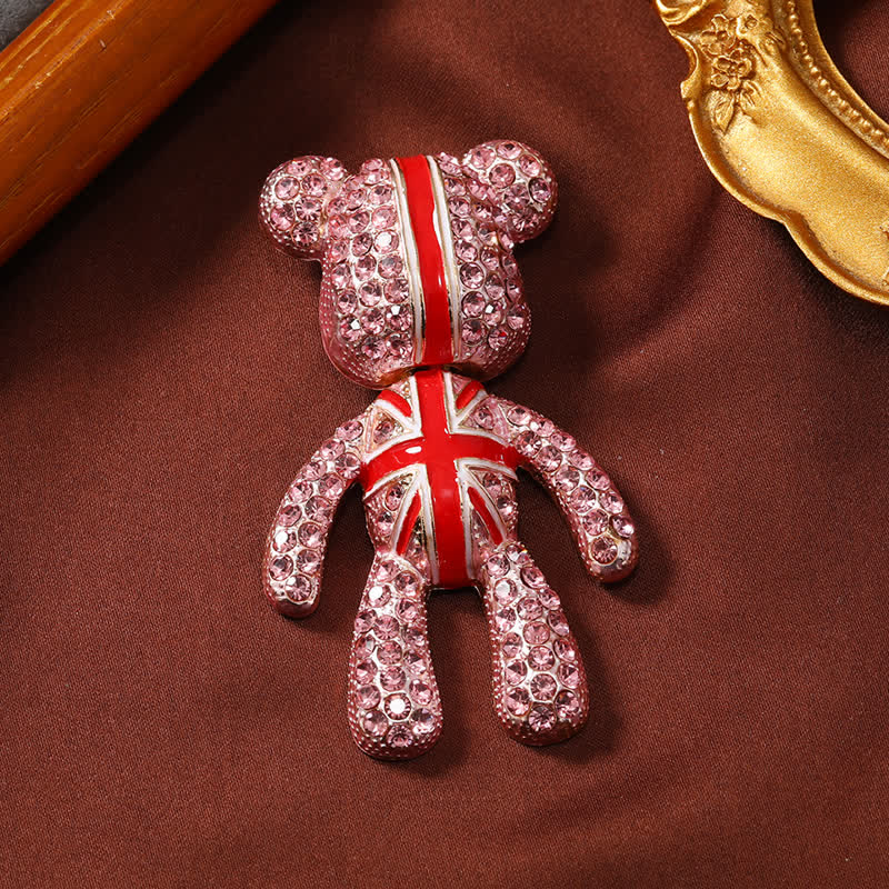 Broche exquise en cristal représentant un ours mignon avec le drapeau britannique