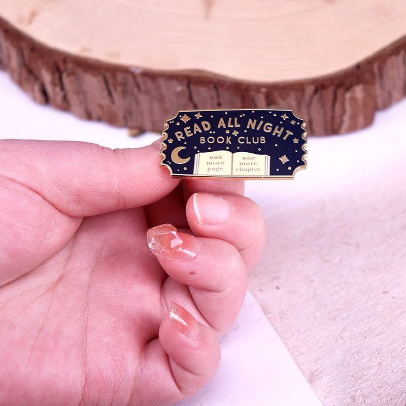 Broche en émail du club de lecture Read All Night