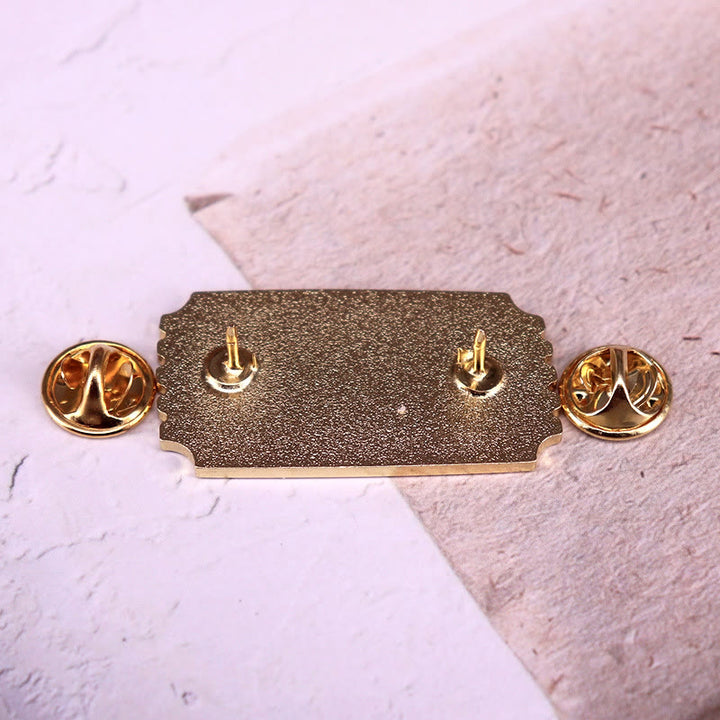 Broche en émail du club de lecture Read All Night