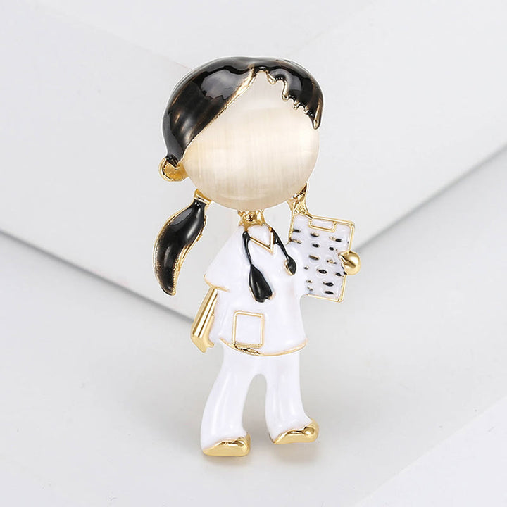 Broche en émail « Cut Nurse Medical Series »