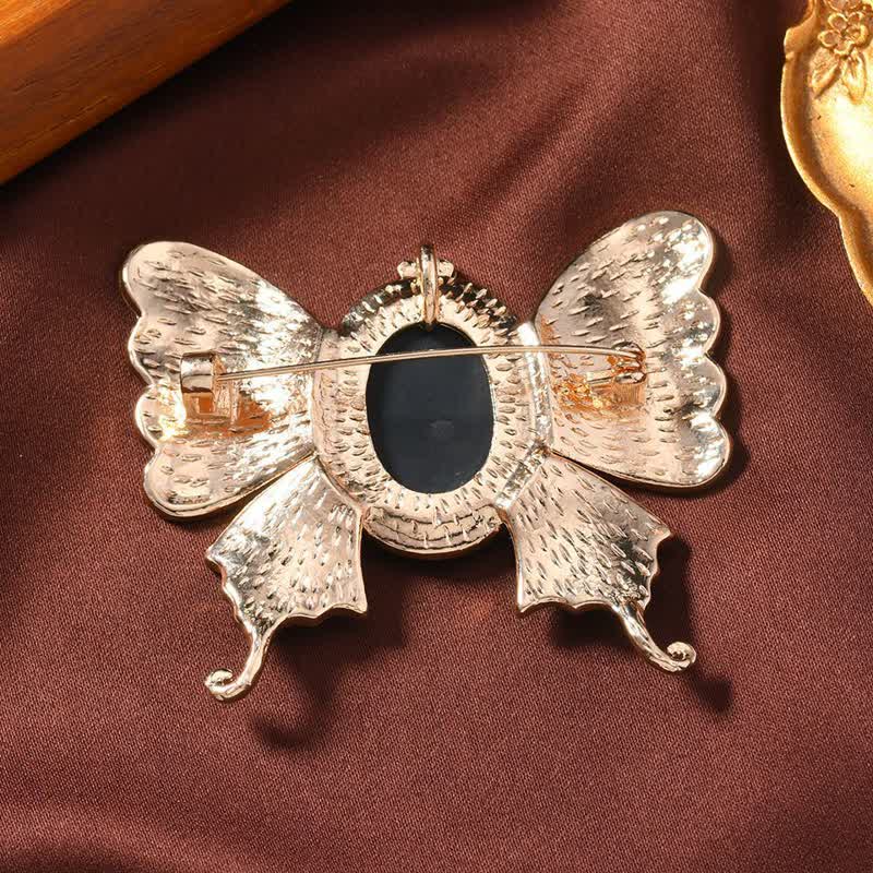Broche camée papillon style victorien antique pour femme