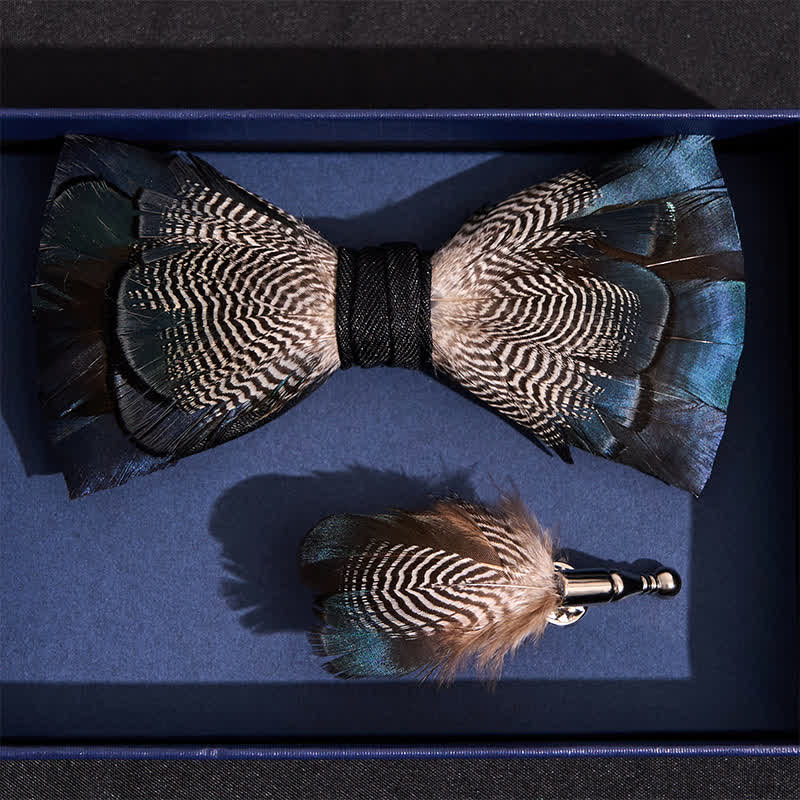 Nœud papillon en plumes de canard colvert bleu et blanc pour enfant avec épingle à revers
