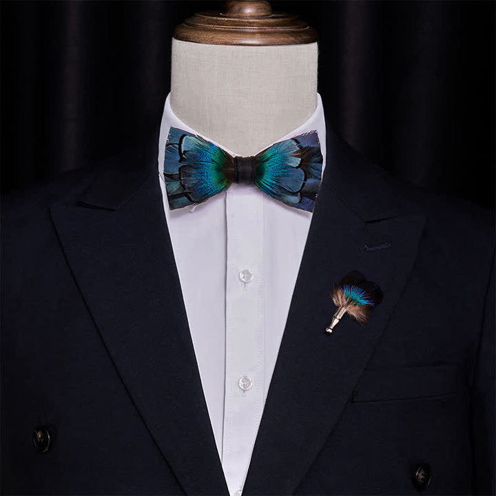 Nœud papillon bleu marine à plumes en cascade avec épingle à revers - image 1