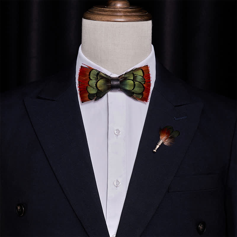 Nœud papillon en plumes de faisan orange et vert avec épingle à revers
