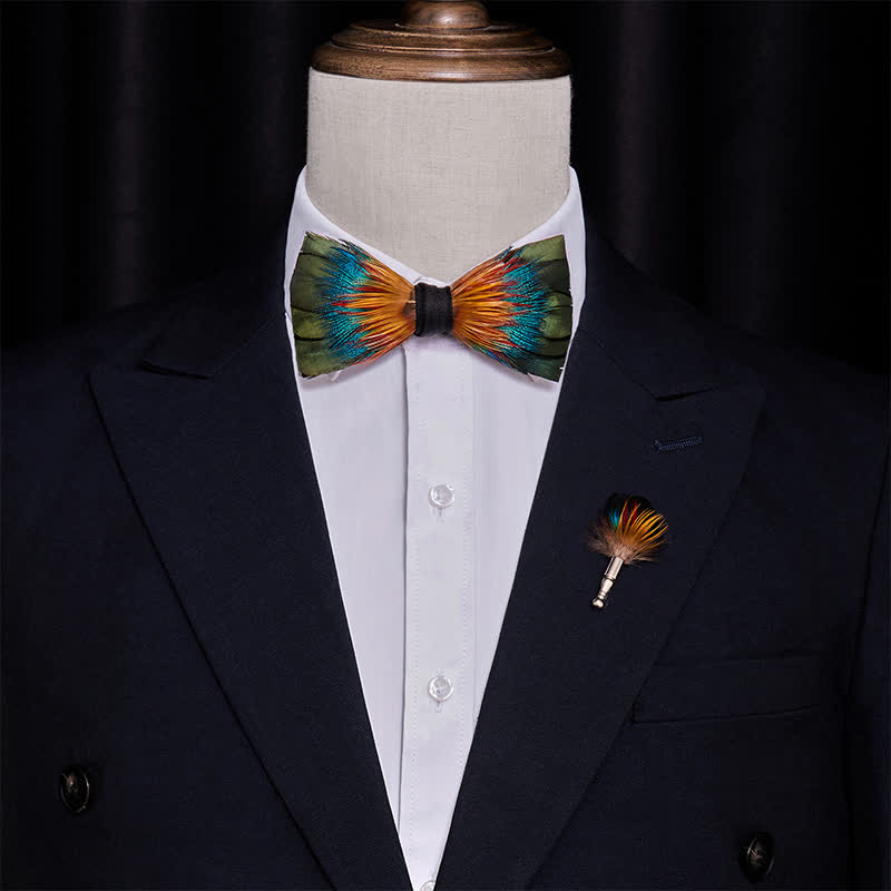 Nœud papillon à plumes colorées avec épingle à revers