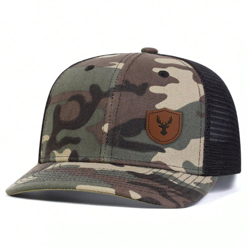 Petite casquette de camionneur avec patch en cuir marron et bois de cerf