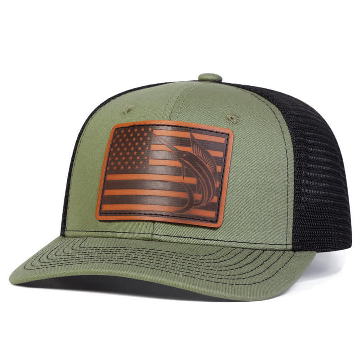 Casquette de camionneur avec patch en cuir et motif requin drapeau américain