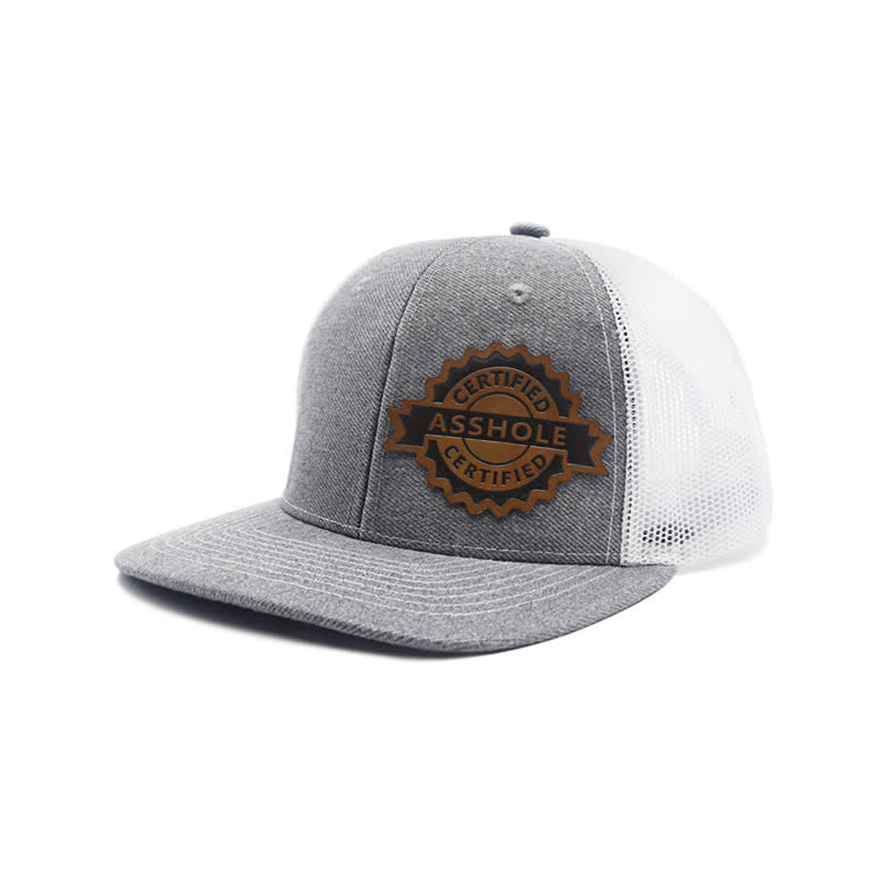 Casquette de camionneur en cuir marron avec motif de lettres