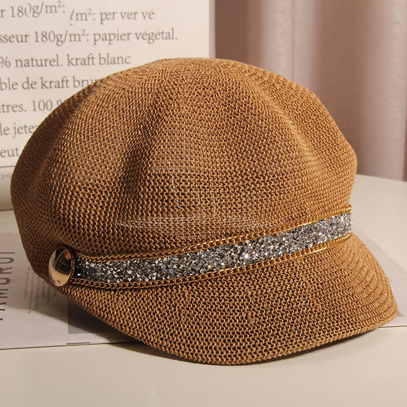Béret chic en paille avec chaîne dorée et strass argentés pour femme