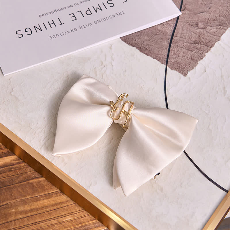 Nœud papillon surdimensionné à pointes et feuilles de vignes dorées pour homme