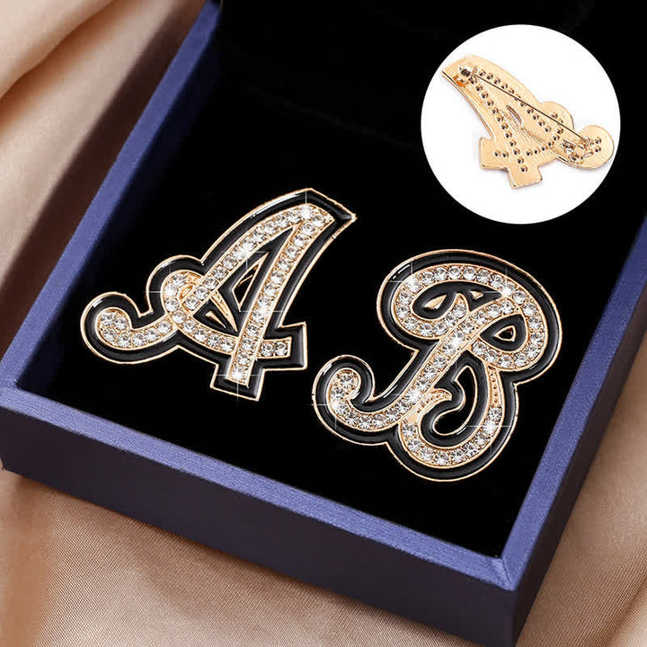 Broche alphabet 26 lettres initiales en strass émaillé noir
