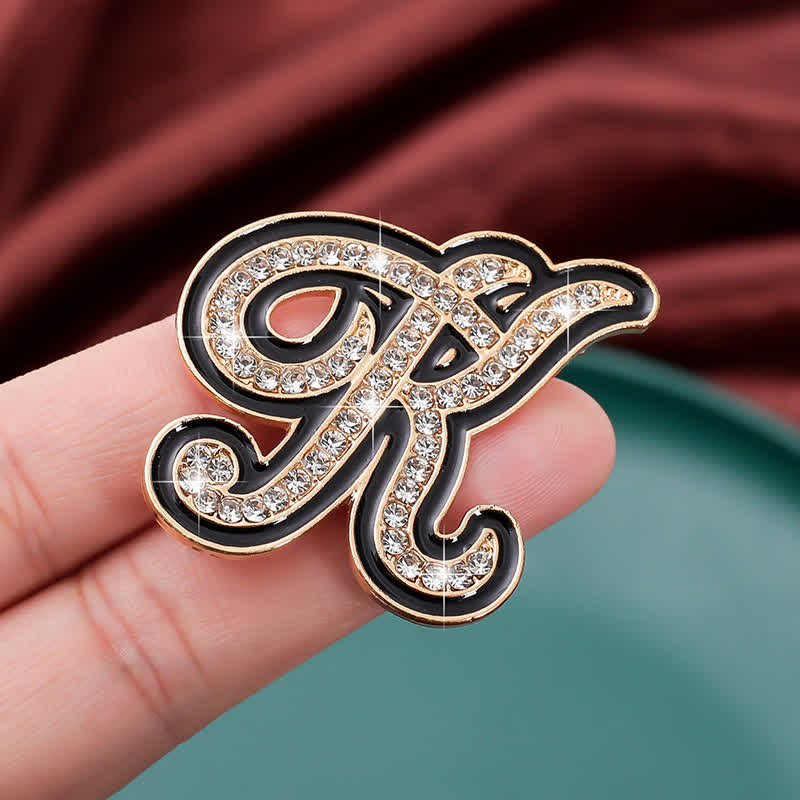 Broche alphabet 26 lettres initiales en strass émaillé noir