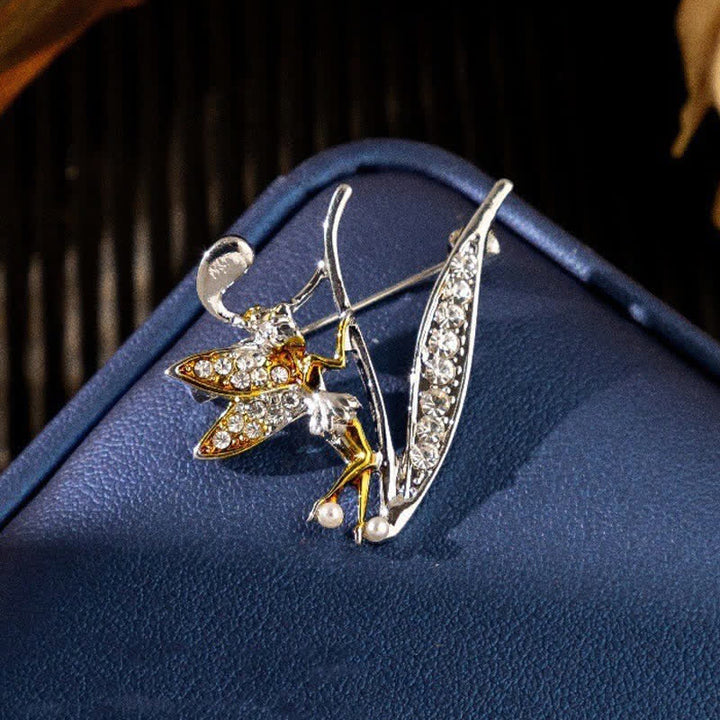 Broche papillon de course en cristal avec lettre initiale 26 de l'alphabet