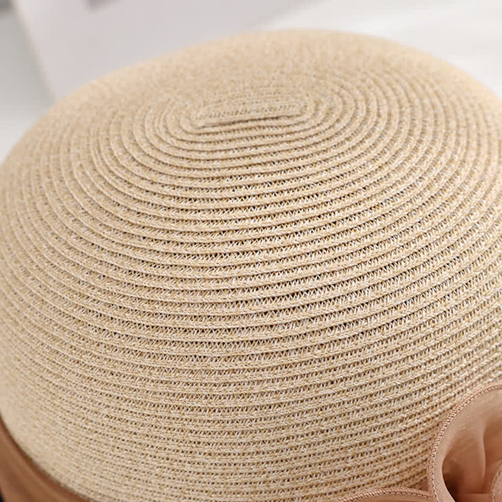 Magnifique chapeau de paille à ruban et fleurs froissées pour femme