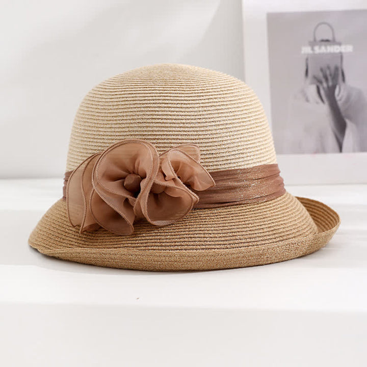 Magnifique chapeau de paille à ruban et fleurs froissées pour femme