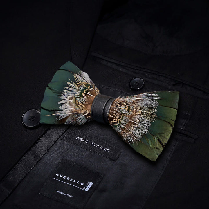 Nœud papillon en plumes de faisan vert forêt pour enfant avec épingle à revers