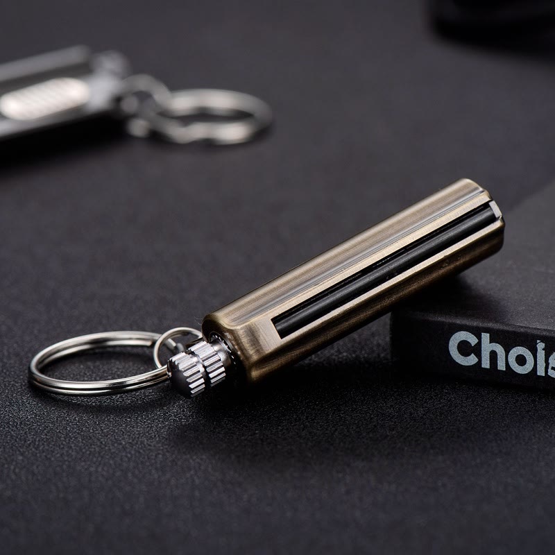 Couteau utilitaire Ouvre-boîte Allumette permanente Porte-clés Briquet à pétrole