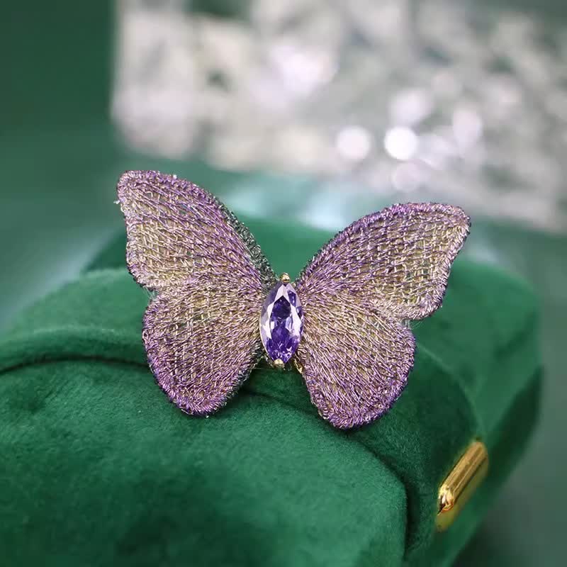 Broche papillon en cristal brodée à la main pour femme