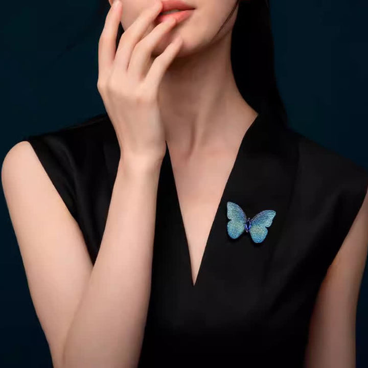 Broche papillon en cristal brodée à la main pour femme