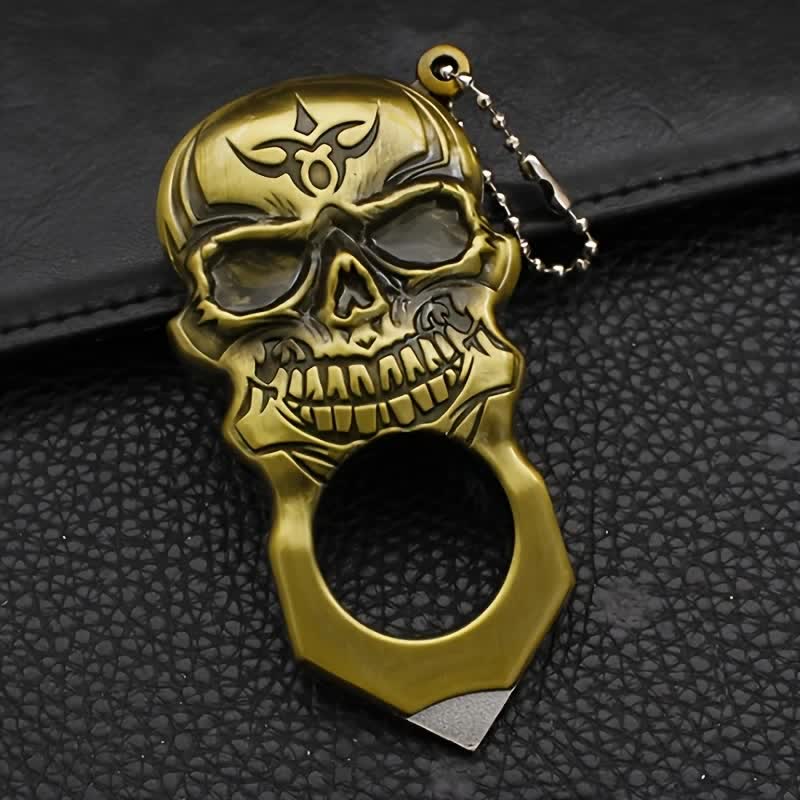 Briquet au butane multifonction avec tête de mort et porte-clés