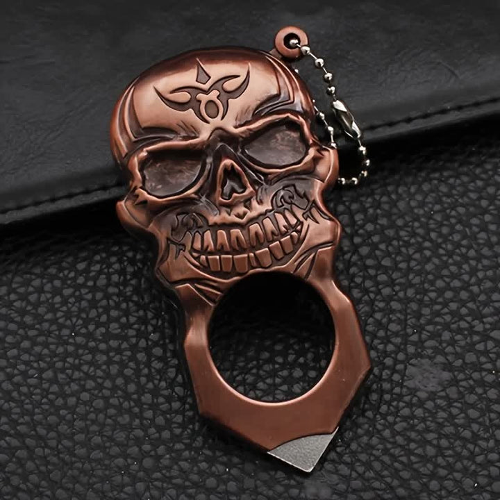 Briquet au butane multifonction avec tête de mort et porte-clés