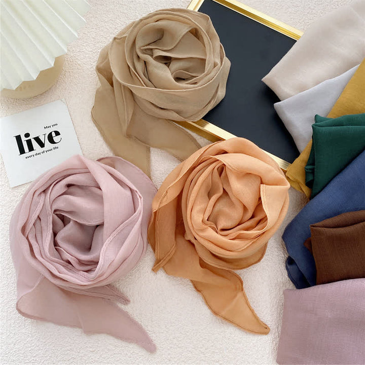 Écharpe triangulaire fine de couleur unie pour femme