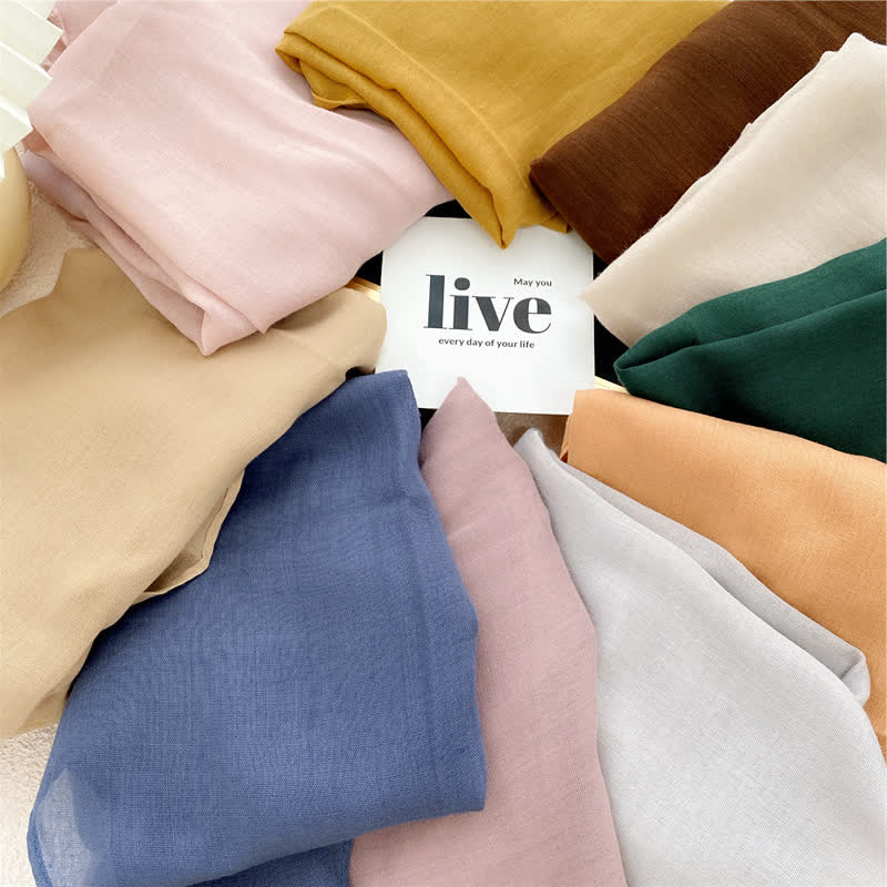 Écharpe triangulaire fine de couleur unie pour femme