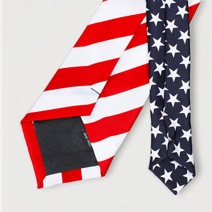 Cravate pour homme avec drapeau et rayures