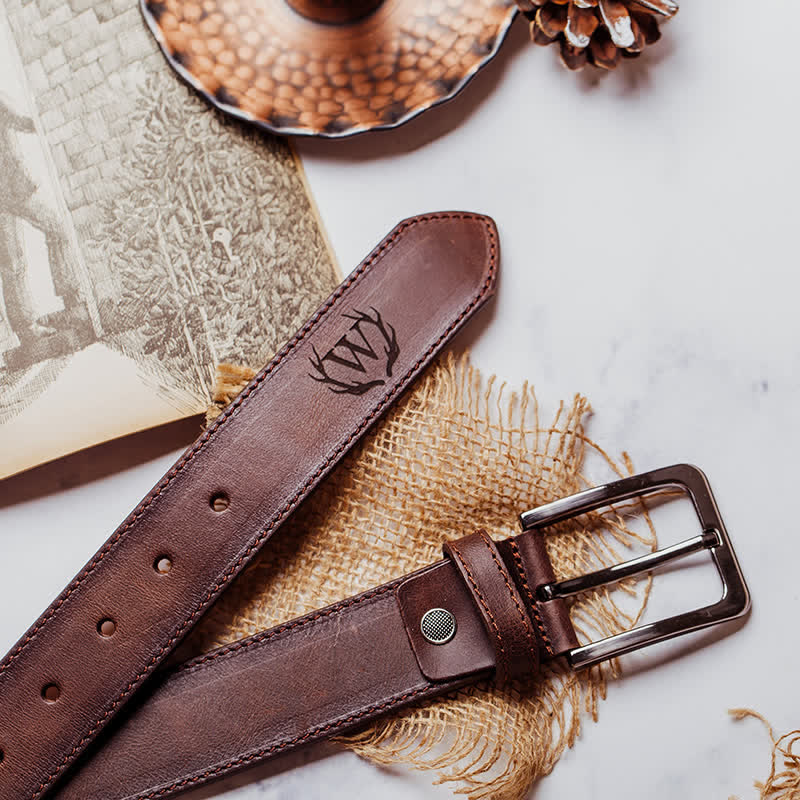 Ceinture en cuir gravée avec nom personnalisé