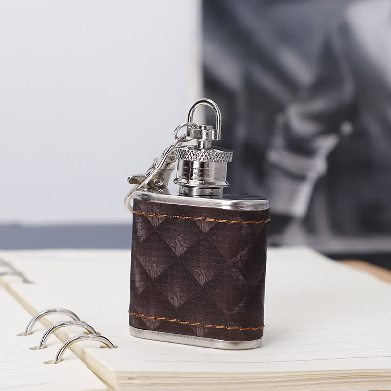 Coffret cadeau 5 pièces en cuir marron avec décapsuleur, petite carafe et flacon de 237 ml