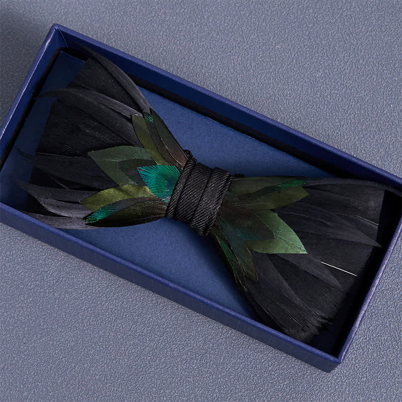 Nœud papillon fantaisie à plumes noires et vertes