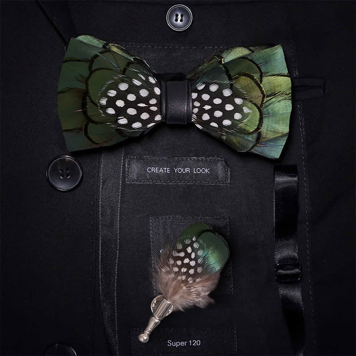 Nœud papillon chic en plumes vert foncé avec épingle à revers