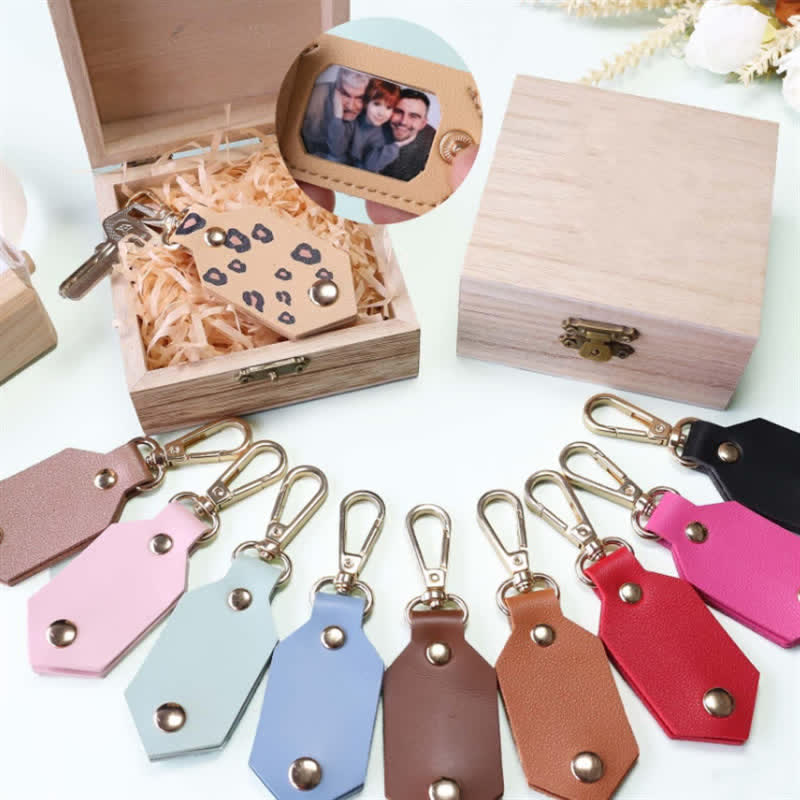 Porte-clés en cuir personnalisé avec photo d'anniversaire et partenaire