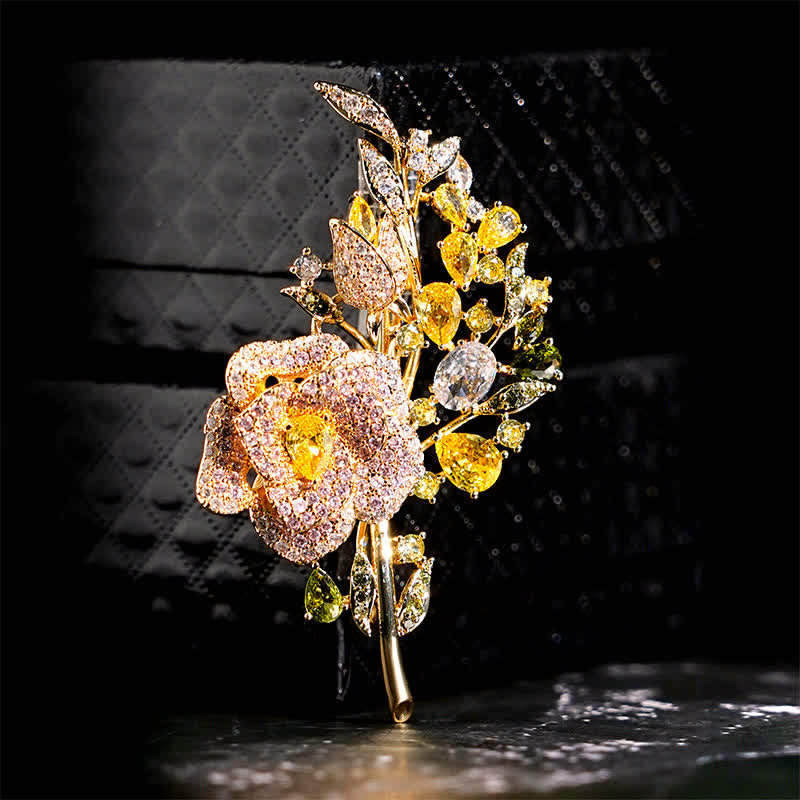 Broche en zircon pour femme avec bouquet de roses