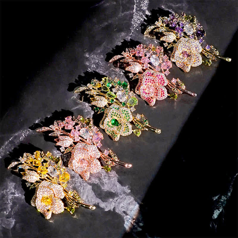 Broche en zircon pour femme avec bouquet de roses