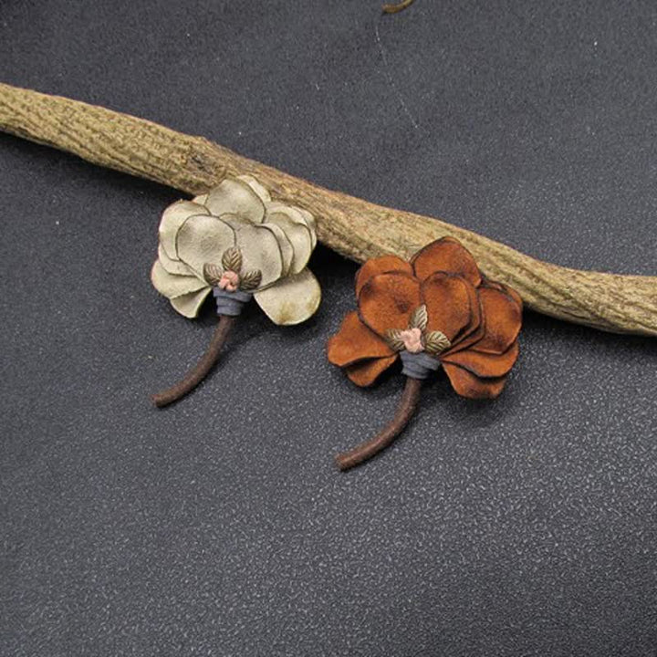 Broche en tissu à pétales de fleurs de mariage rétro au design original